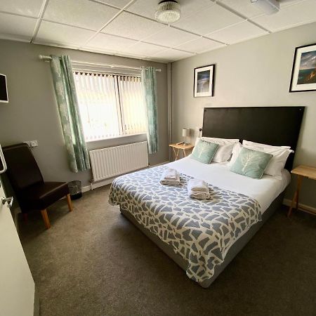Rambler Travel Inn Портстьюарт Экстерьер фото