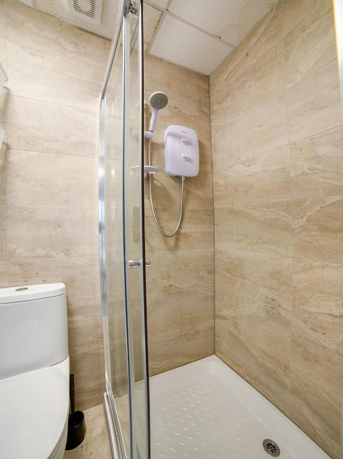 Rambler Travel Inn Портстьюарт Экстерьер фото